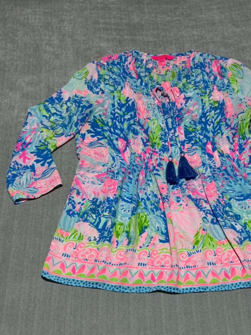 Lilly Pulitzer XS Tropical Floral Tassel Tunic Blouse Blue Pink - Picture 3 of 10